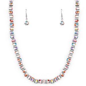 Paparazzi Gobstopper Glamour - White